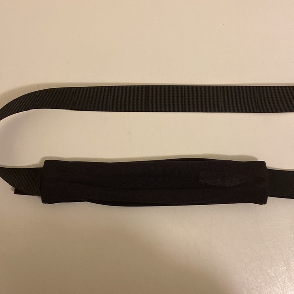 Lululemon Running Belt - Picture 6 of 7